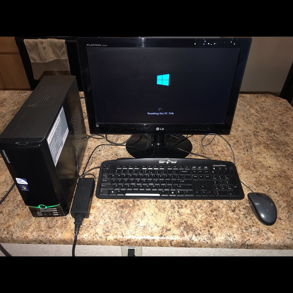 E machines , desktop windows 7 with an LG monitor